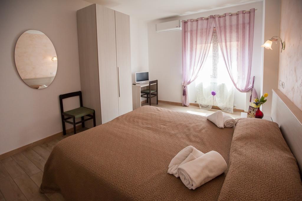 Carillon Apartment Civitavecchia Ngoại thất bức ảnh